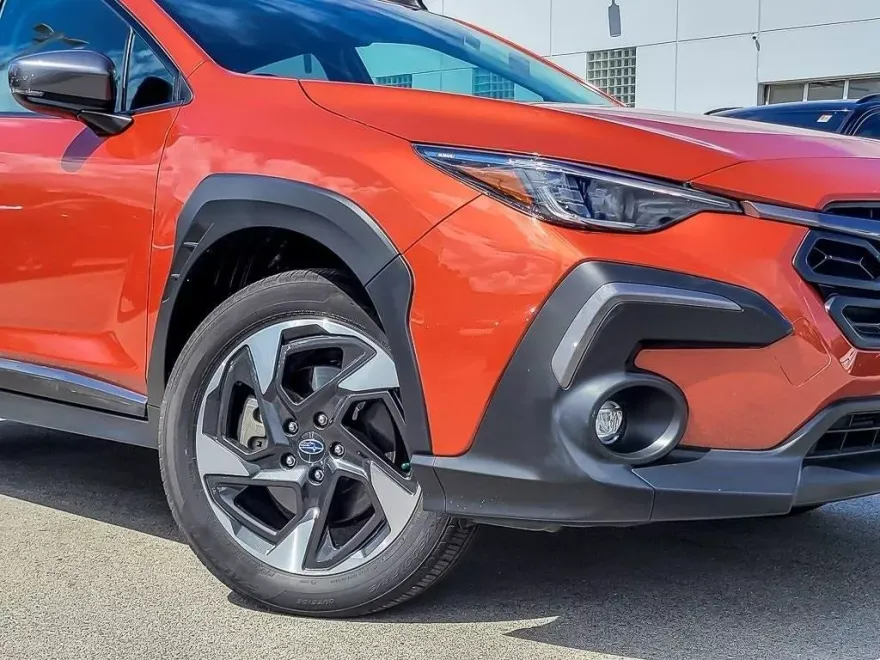 2024 Subaru Crosstrek Limited photo 1