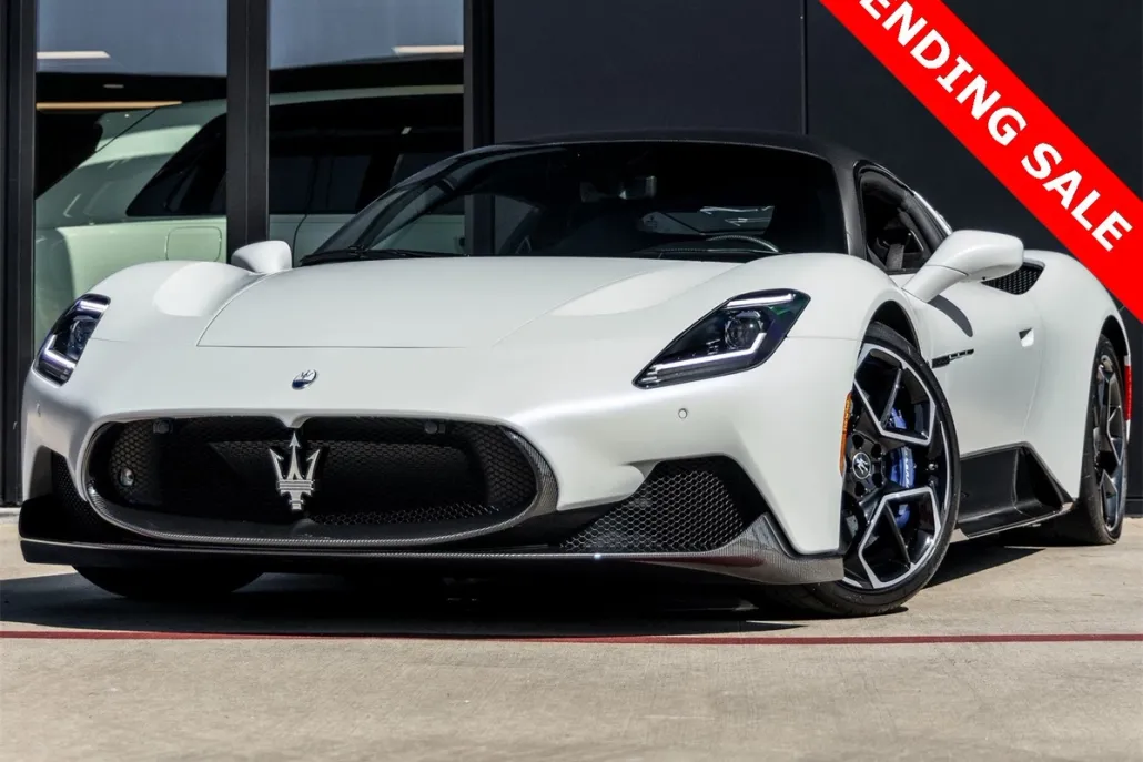 2022 Maserati MC20 Coupe photo 1