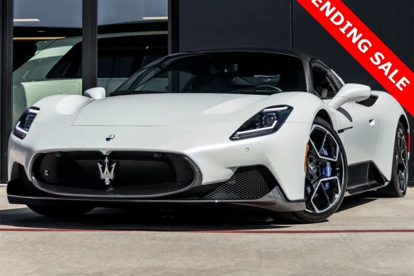 2022 Maserati MC20 Coupe photo 1