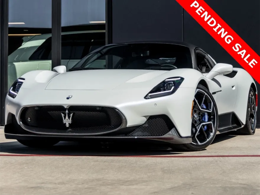 2022 Maserati MC20 Coupe photo 1