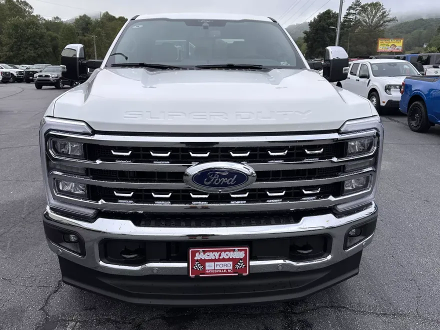 2026 Ford F-250 Lariat photo 1