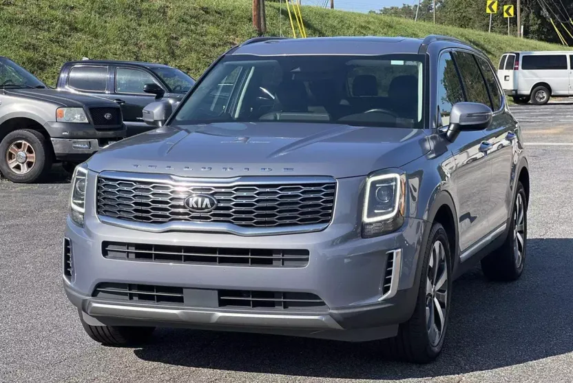 2020 Kia Telluride S photo 1