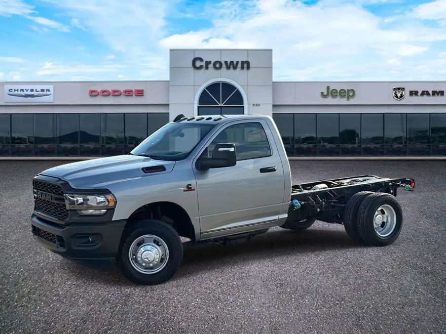 2024 Ram 3500 Tradesman photo 1