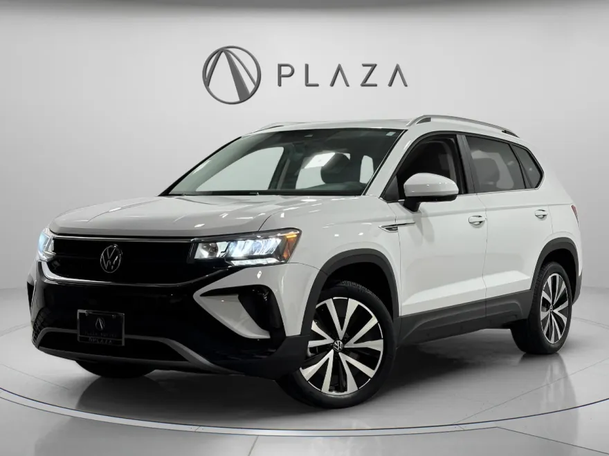 2022 Volkswagen Taos SE photo 1