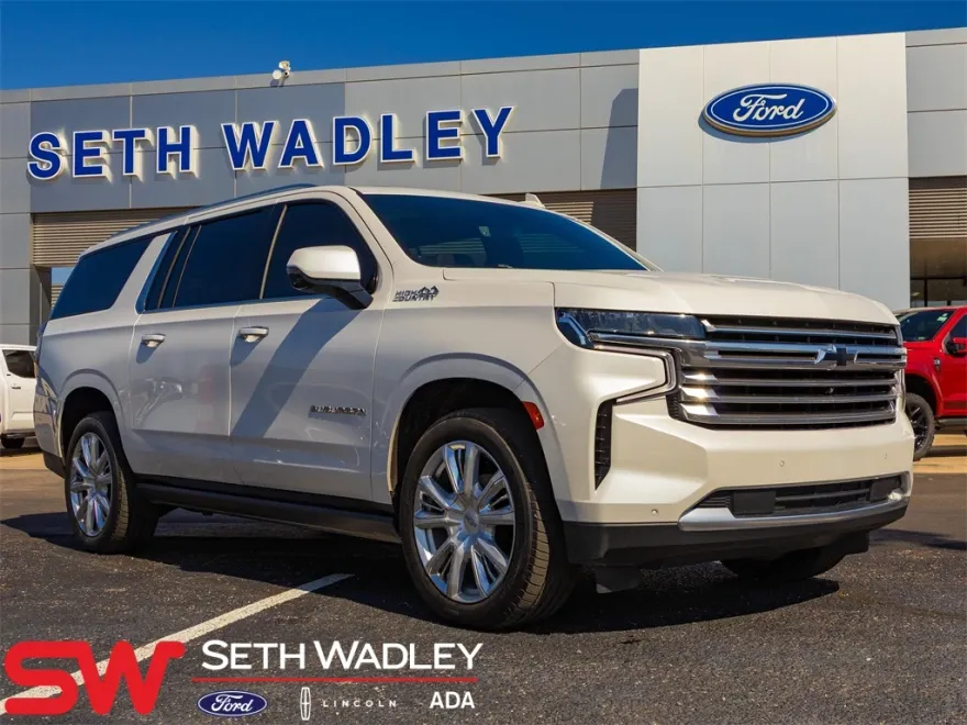 2021 Chevrolet Suburban High Country photo 1