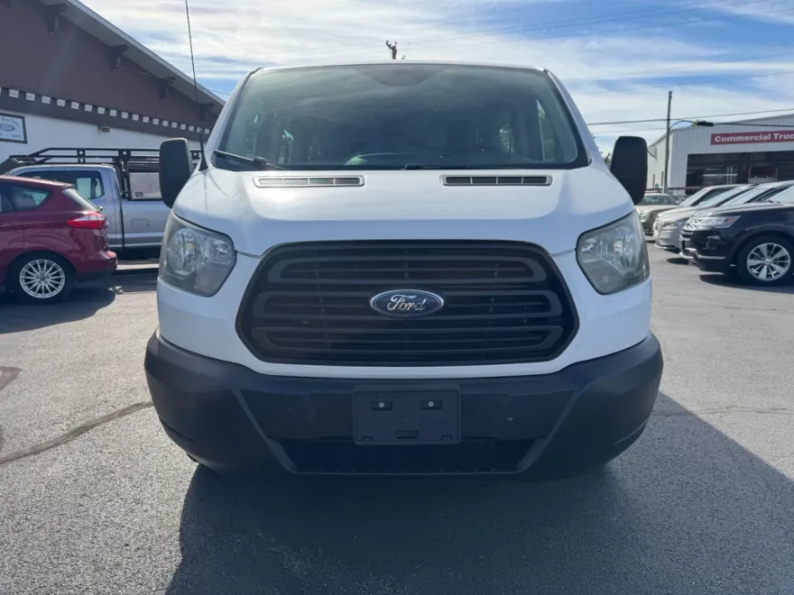 2017 Ford Transit XL photo 1