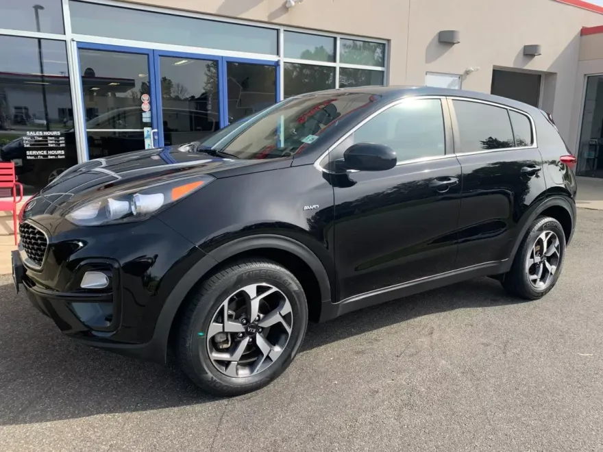 2020 Kia Sportage LX photo 1