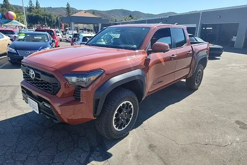 2025 Toyota Tacoma TRD Off-Road photo 1