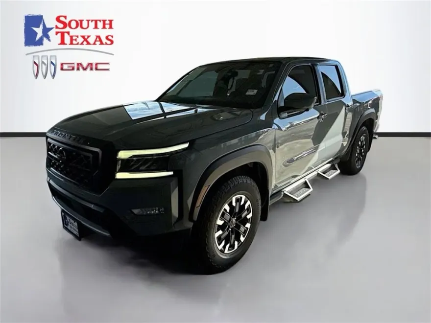 2022 Nissan Frontier PRO-X photo 1