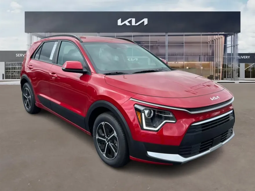 2025 Kia Niro EX photo 1