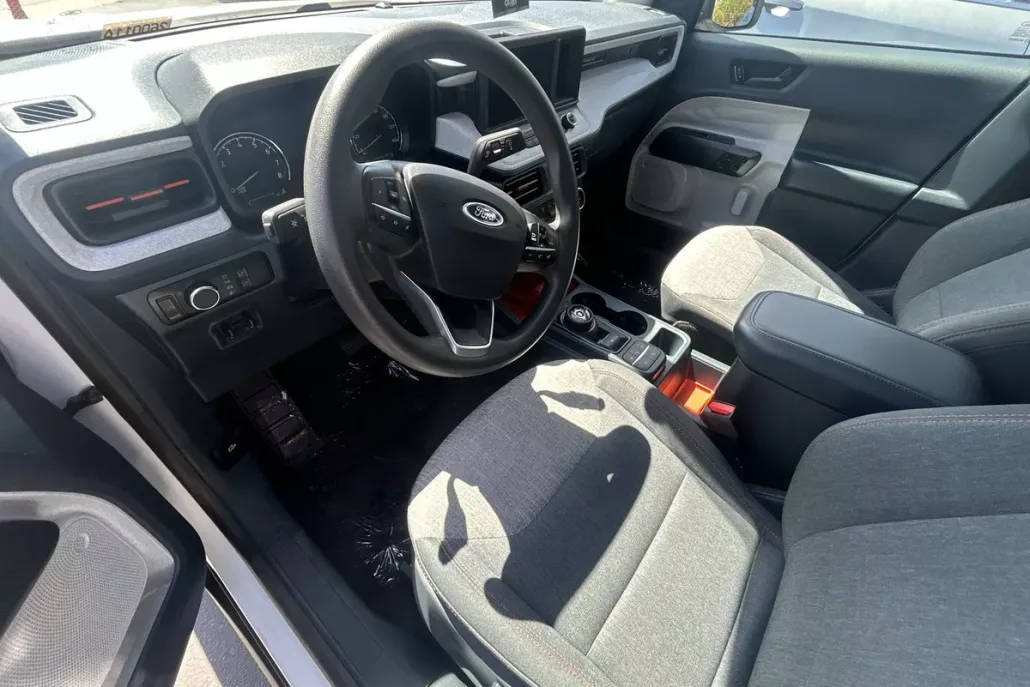 2024 Ford Maverick XLT photo 1