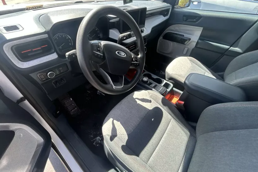 2024 Ford Maverick XLT photo 1
