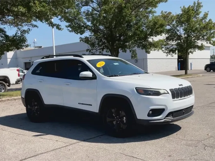 2021 Jeep Cherokee Altitude photo 1