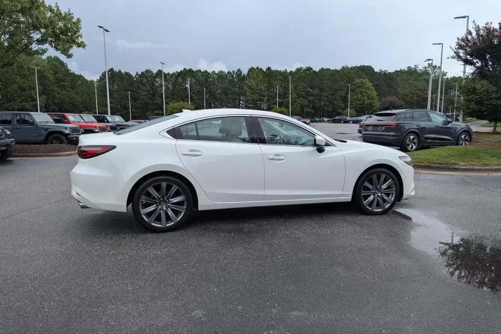 2020 Mazda Mazda6 Grand Touring photo 1