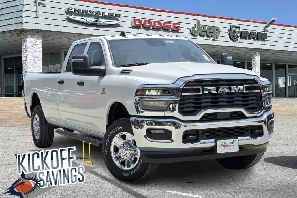 2025 Ram 3500 Tradesman photo 1