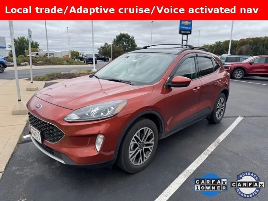 2020 Ford Escape SEL photo 1
