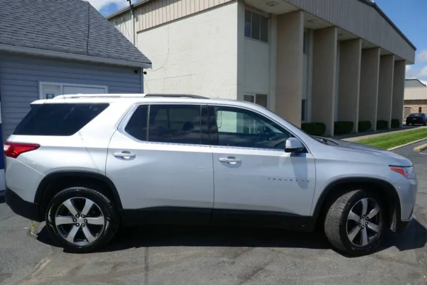 2018 Chevrolet Traverse Leather photo 1