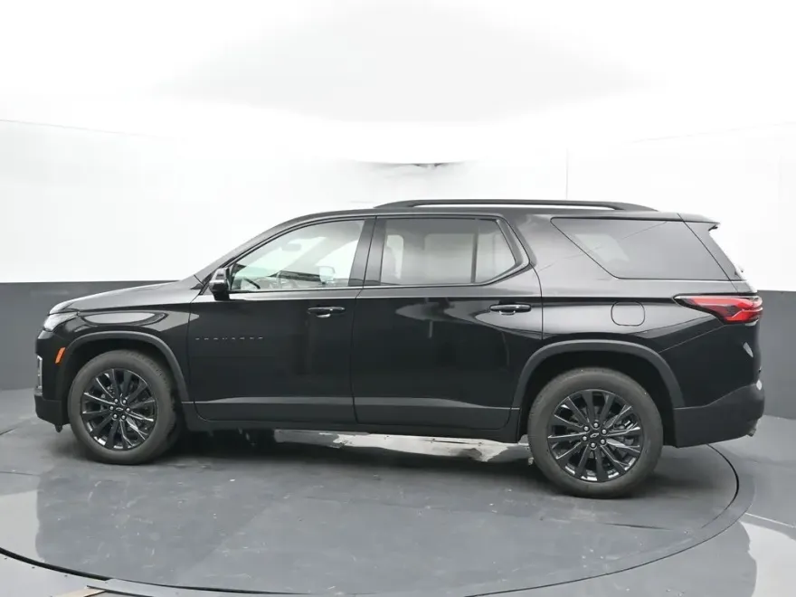 2023 Chevrolet Traverse RS photo 1
