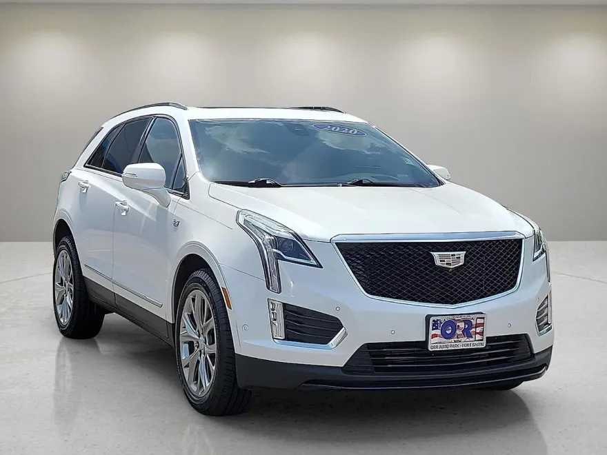 2020 Cadillac XT5 Sport photo 1