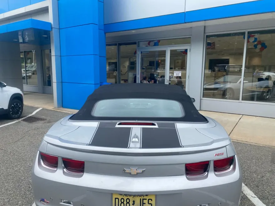 2013 Chevrolet Camaro 2LT photo 1