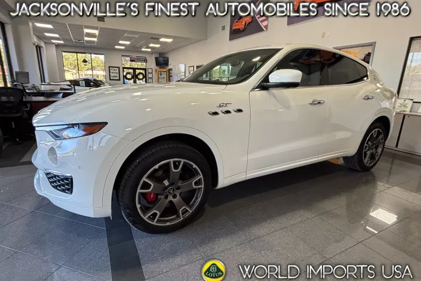 2022 Maserati Levante GT photo 1