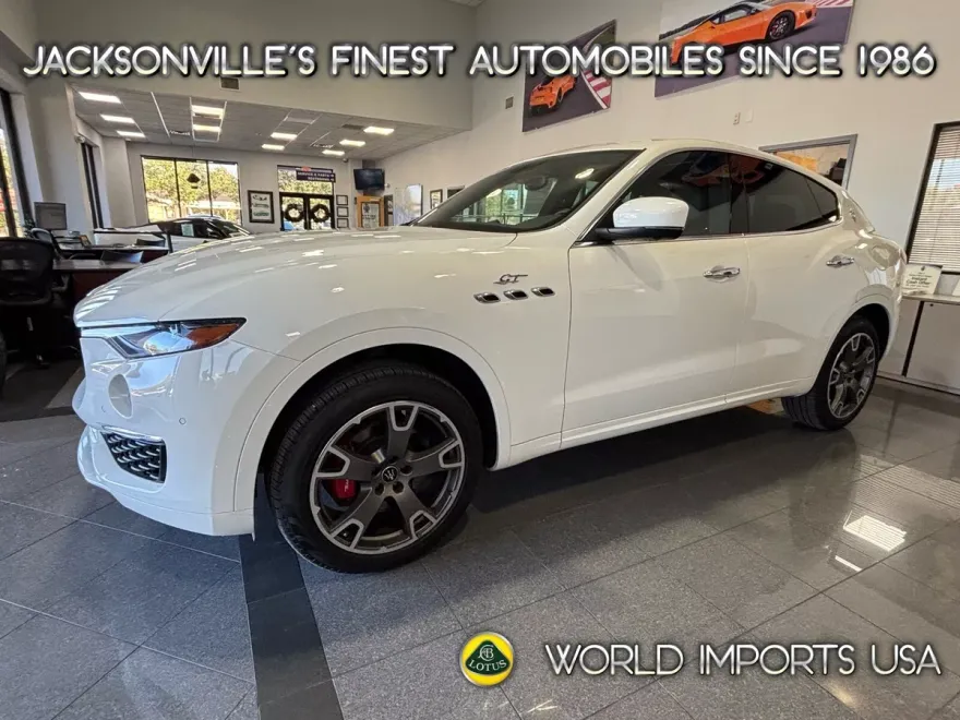 2022 Maserati Levante GT photo 1
