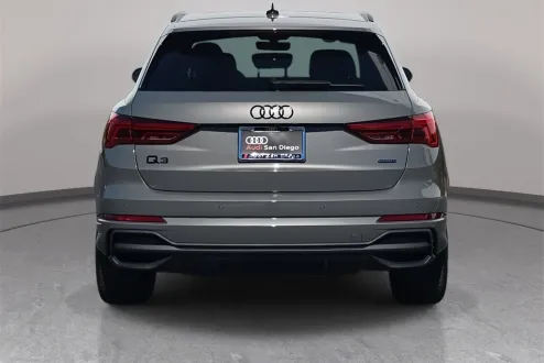 2025 Audi Q3 45 TFSI S line Premium photo 1