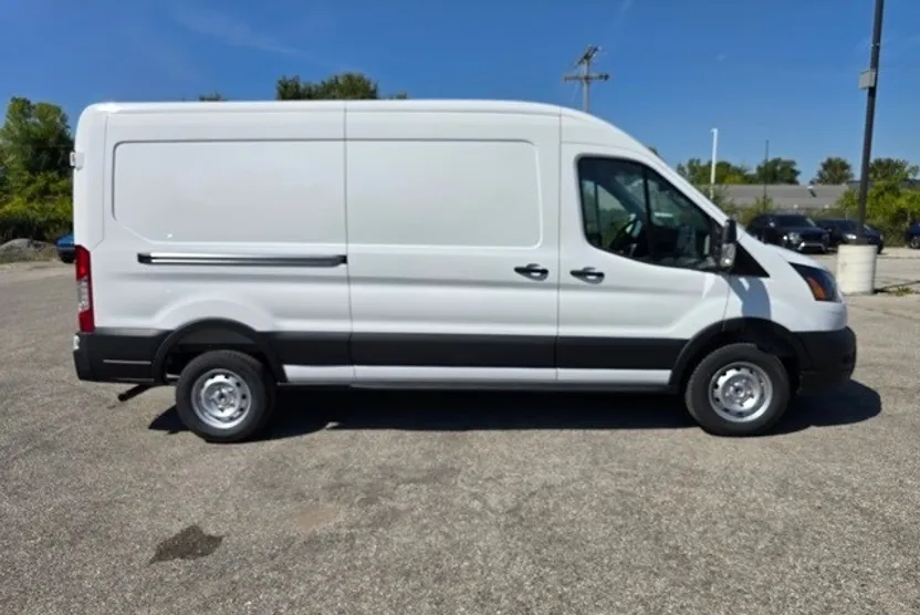 2025 Ford Transit photo 1