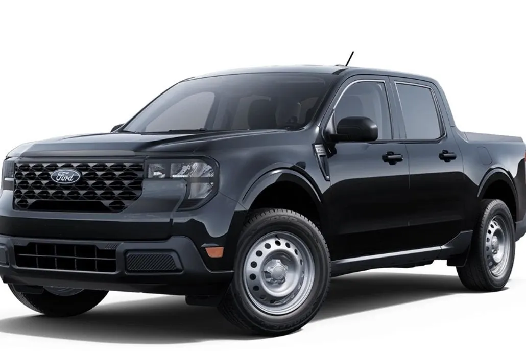 2025 Ford Maverick XL photo 1
