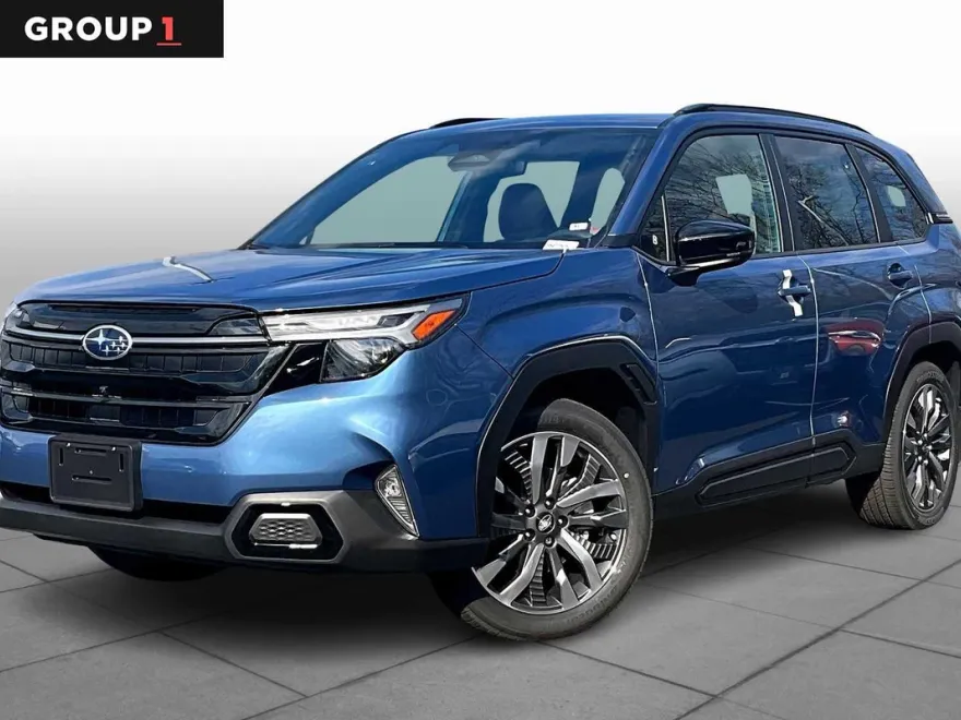 2025 Subaru Forester Touring photo 1