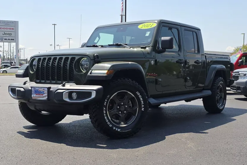2021 Jeep Gladiator Sport S photo 1