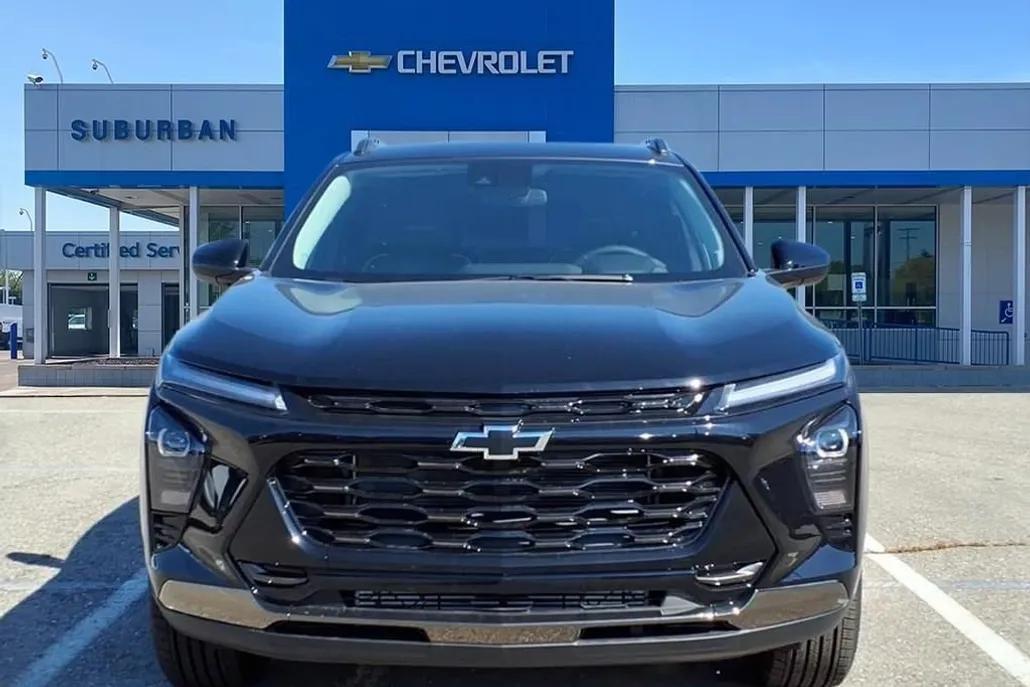 2025 Chevrolet Trax ACTIV photo 1