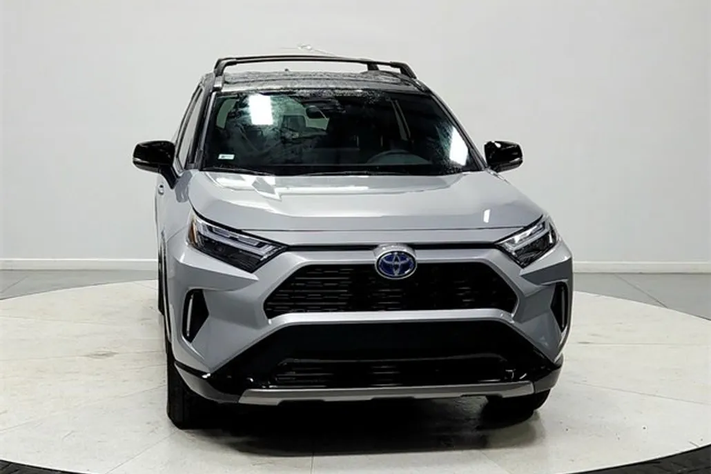 2024 Toyota RAV4 Hybrid XSE photo 1