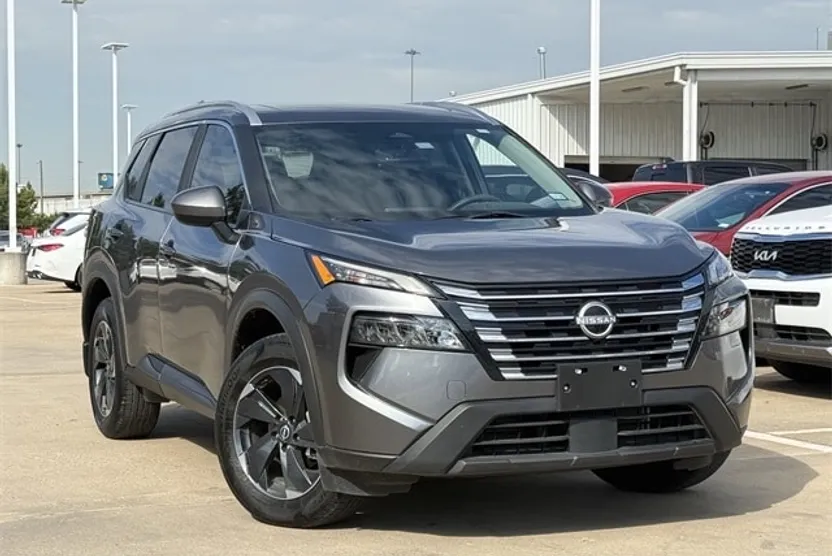 2024 Nissan Rogue SV photo 1