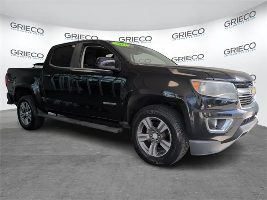 2017 Chevrolet Colorado LT photo 1