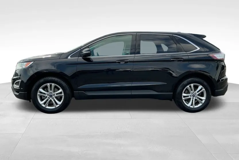 2017 Ford Edge SEL photo 1