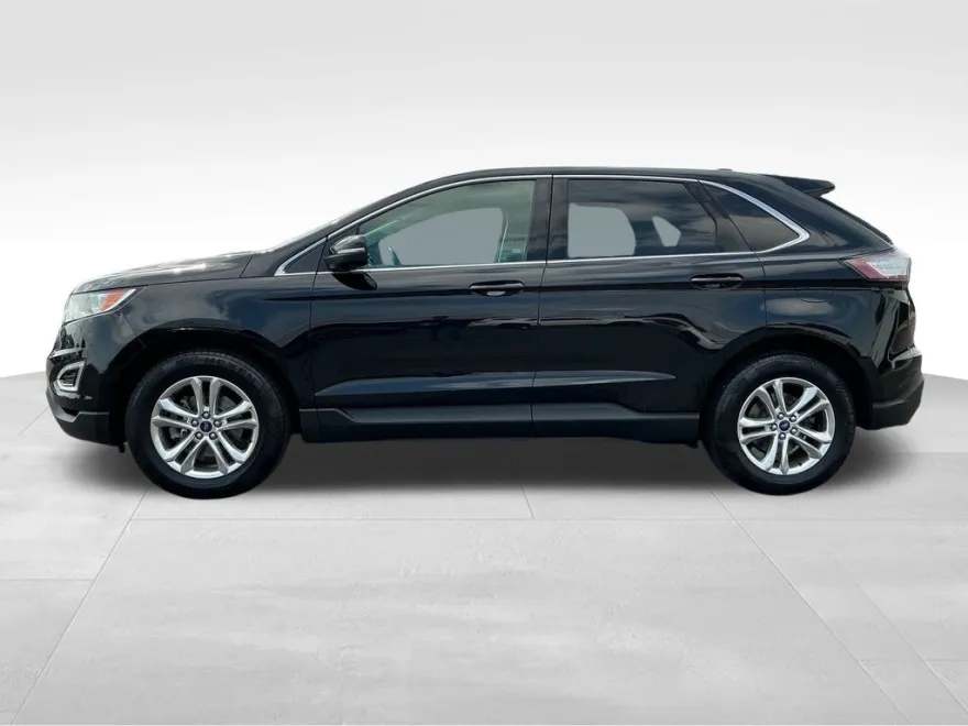 2017 Ford Edge SEL photo 1