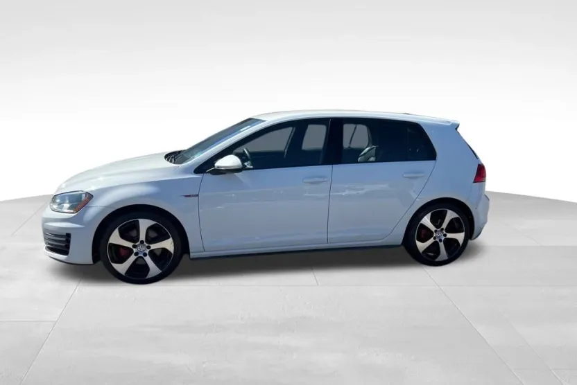 2016 Volkswagen Golf GTI S photo 1