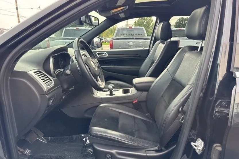 2015 Jeep Grand Cherokee Altitude photo 1