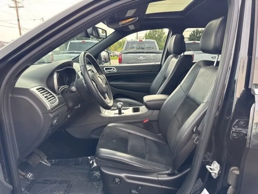 2015 Jeep Grand Cherokee Altitude photo 1