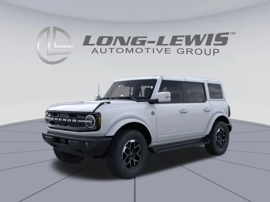 2025 Ford Bronco Outer Banks photo 1