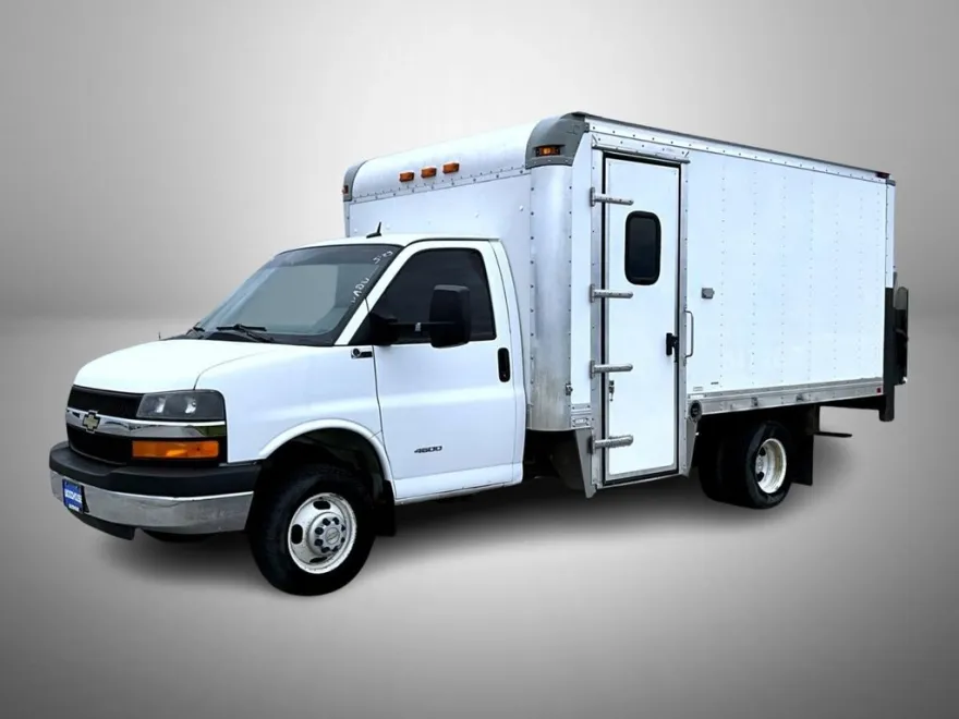 2012 Chevrolet Express Base photo 1