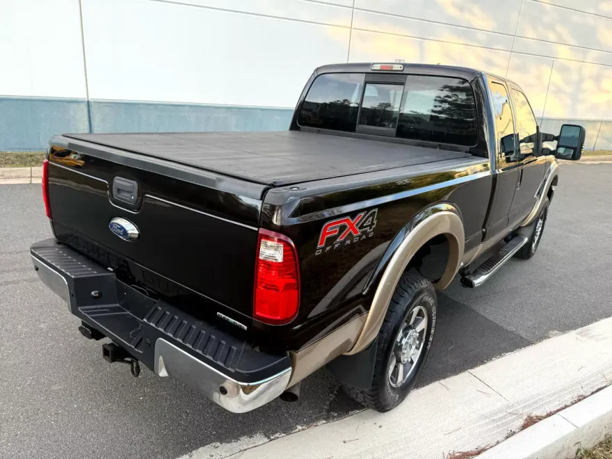 2014 Ford F-250 Lariat photo 1