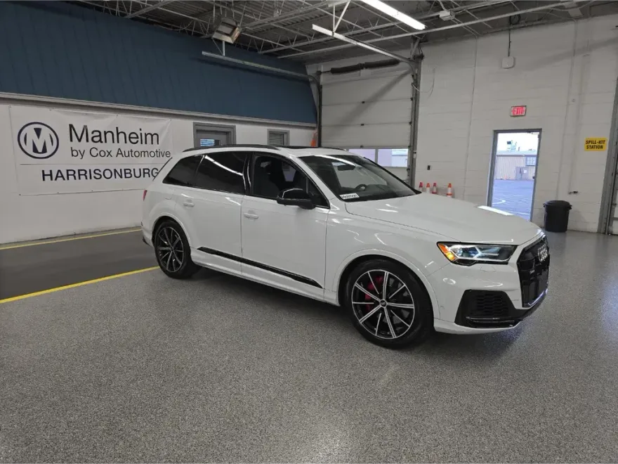 2022 Audi SQ7 Prestige photo 1