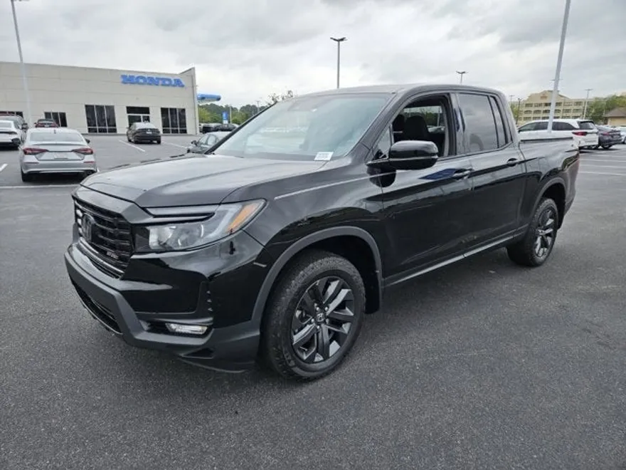 2023 Honda Ridgeline Sport photo 1
