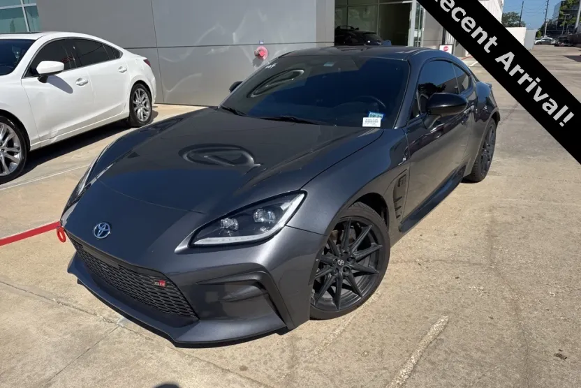 2024 Toyota GR86 Premium photo 1