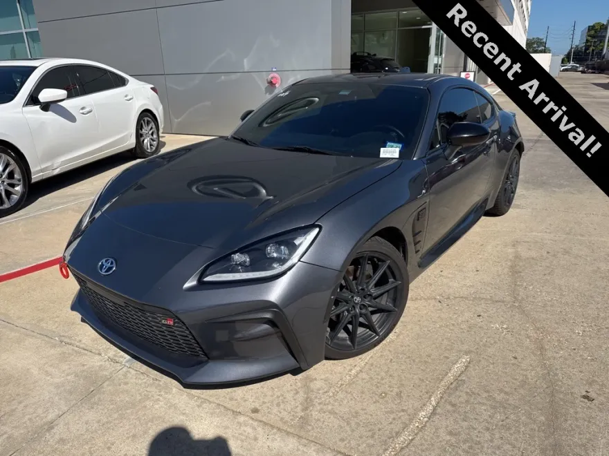2024 Toyota GR86 Premium photo 1