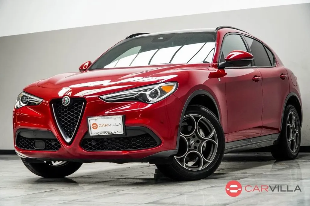 2022 Alfa Romeo Stelvio Ti photo 1