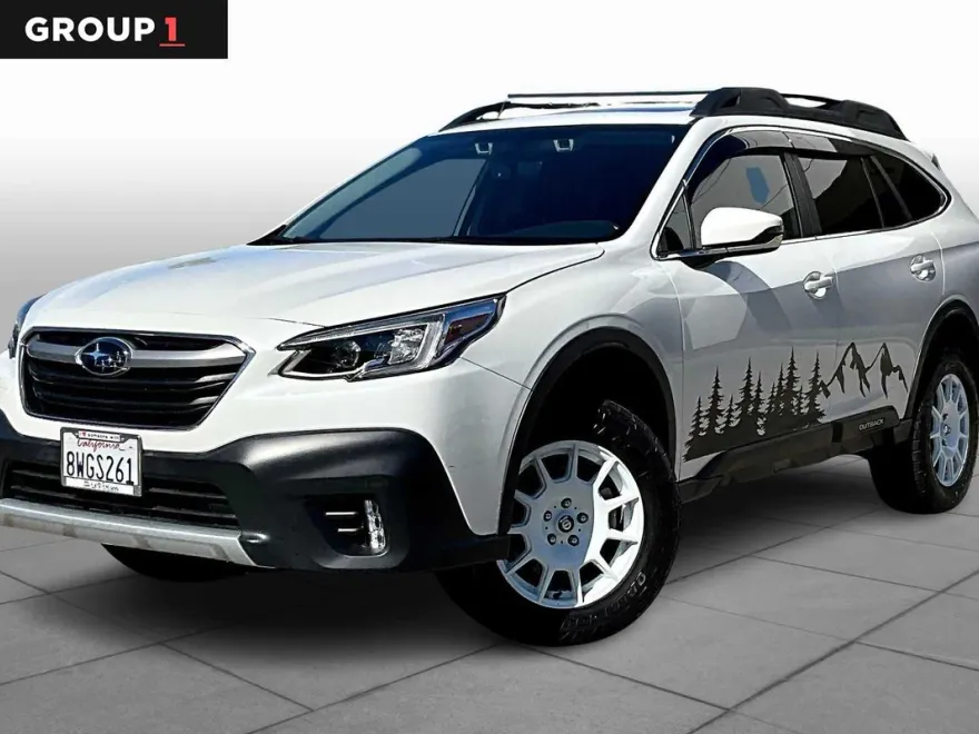 2021 Subaru Outback Limited photo 1