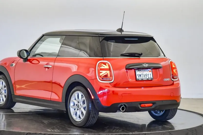 2021 Mini Cooper 2 Door Hardtop photo 1
